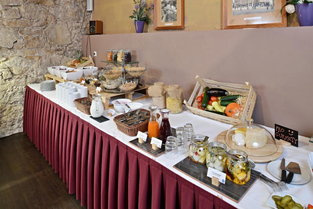 Lh Hotel Dvorak Tabor Congress & Wellness מראה חיצוני תמונה