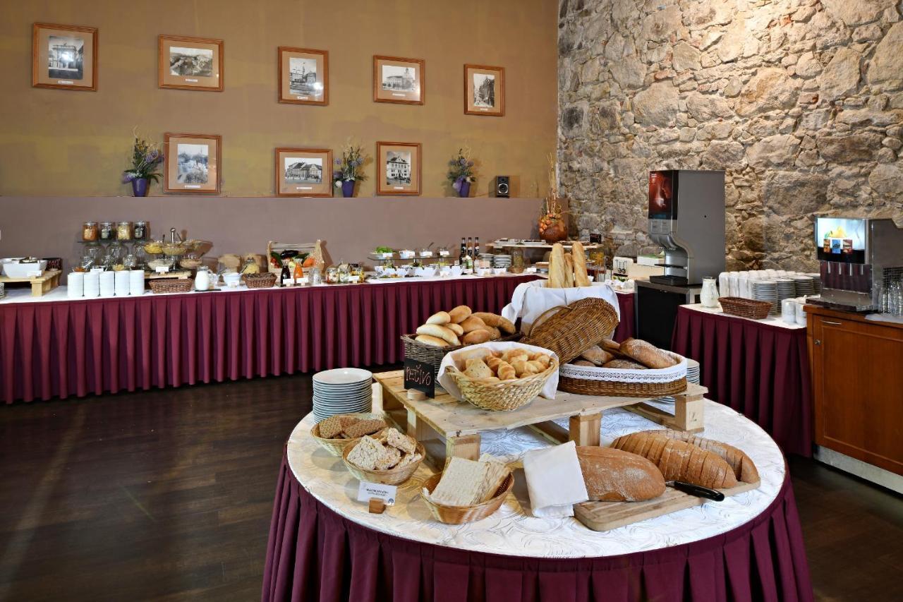 Lh Hotel Dvorak Tabor Congress & Wellness מראה חיצוני תמונה