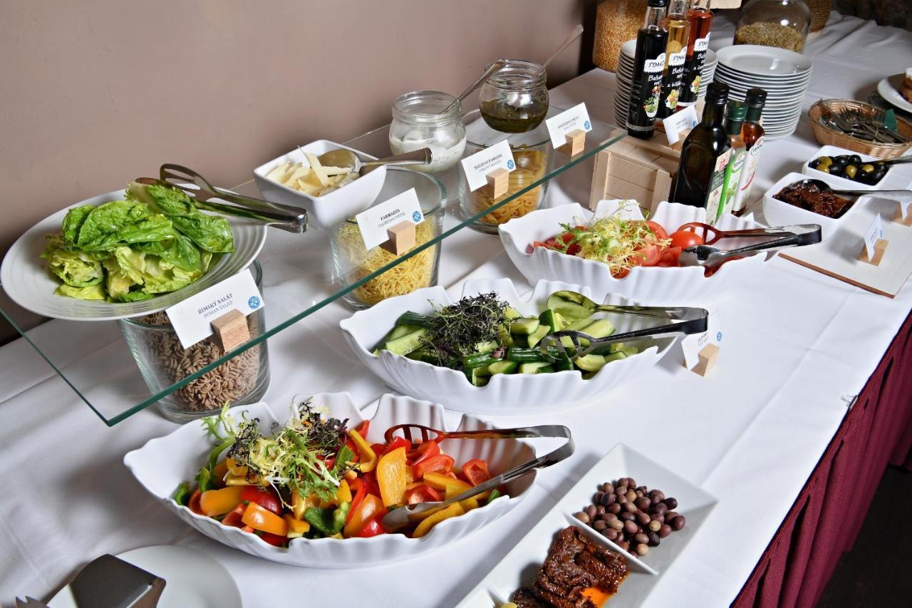Lh Hotel Dvorak Tabor Congress & Wellness מראה חיצוני תמונה